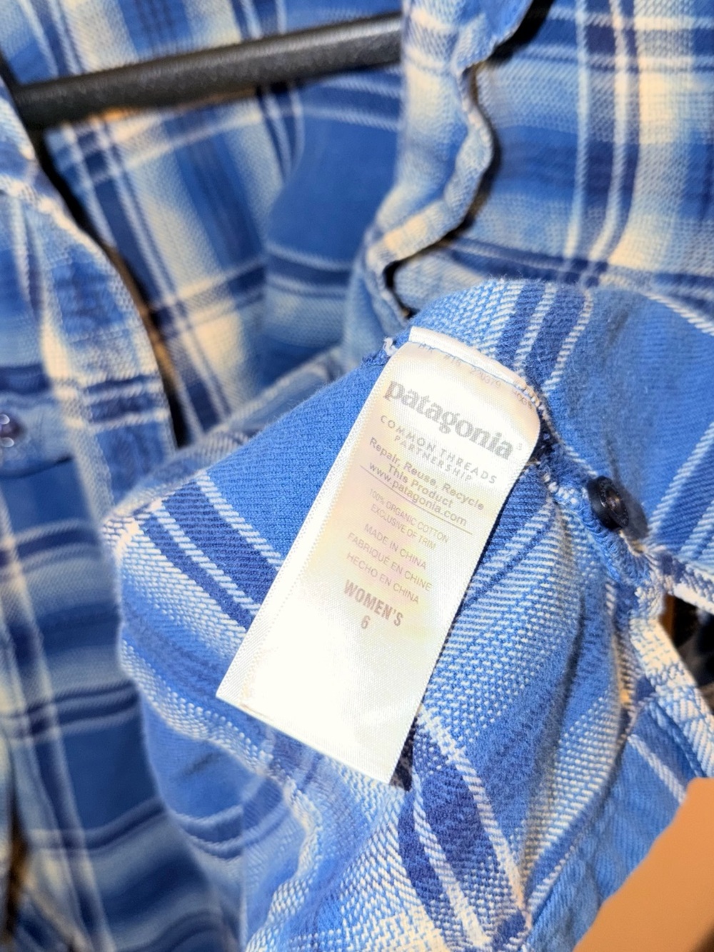 Patagonia Blue Plaid Shirt - Picture 4 of 8
